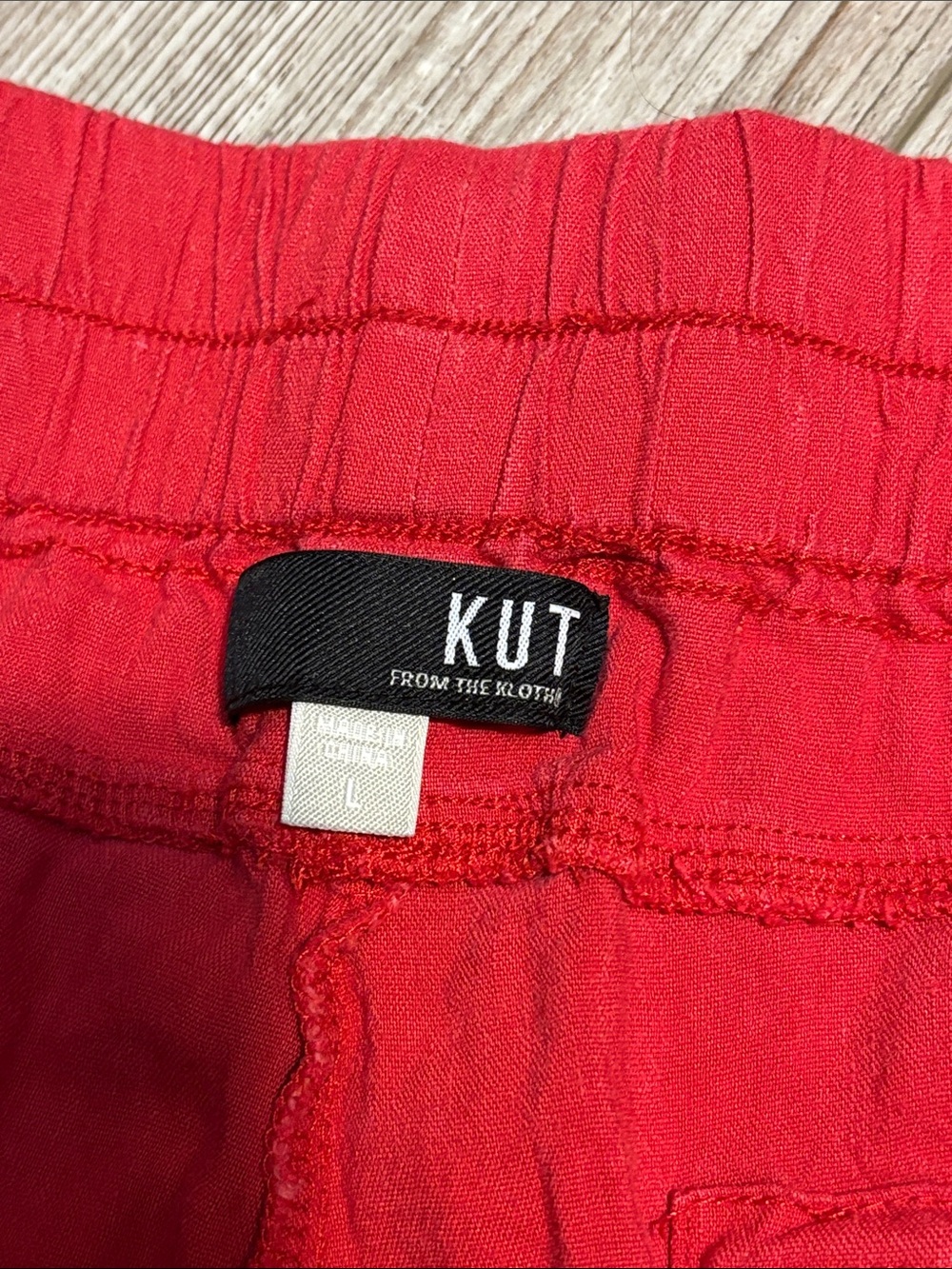 Kut from the Kloth Red Linen-Blend Drawstring Shorts - Picture 7 of 16